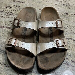 BIRKENSTOCK GOLD SANDALS SIZE 36 or 5 WOMENS